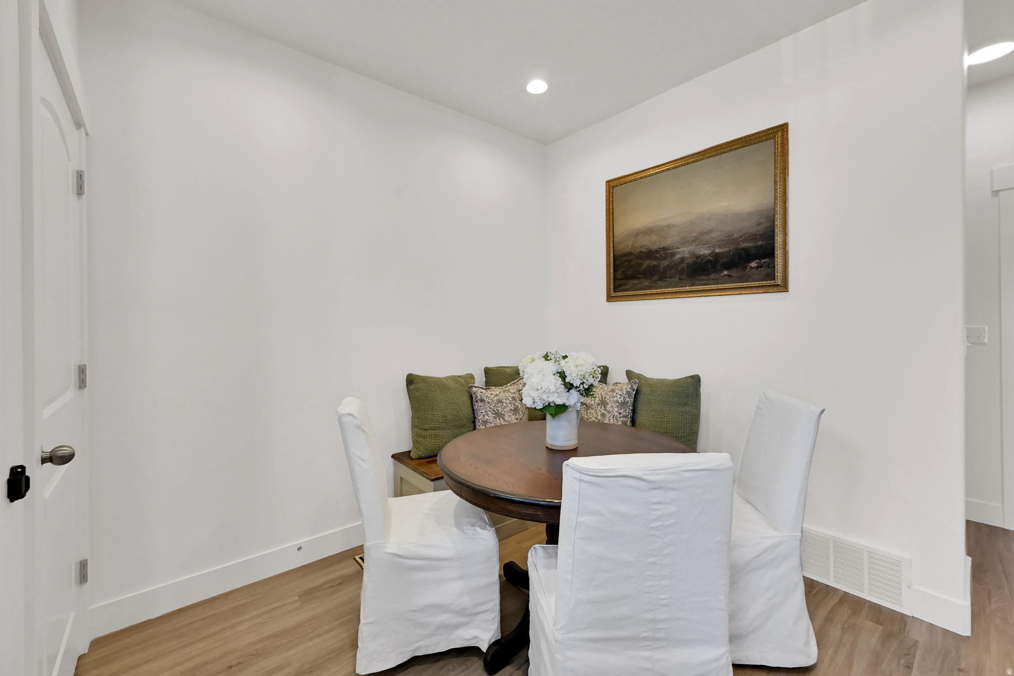 MOUNTAIN RIDGE - Residential