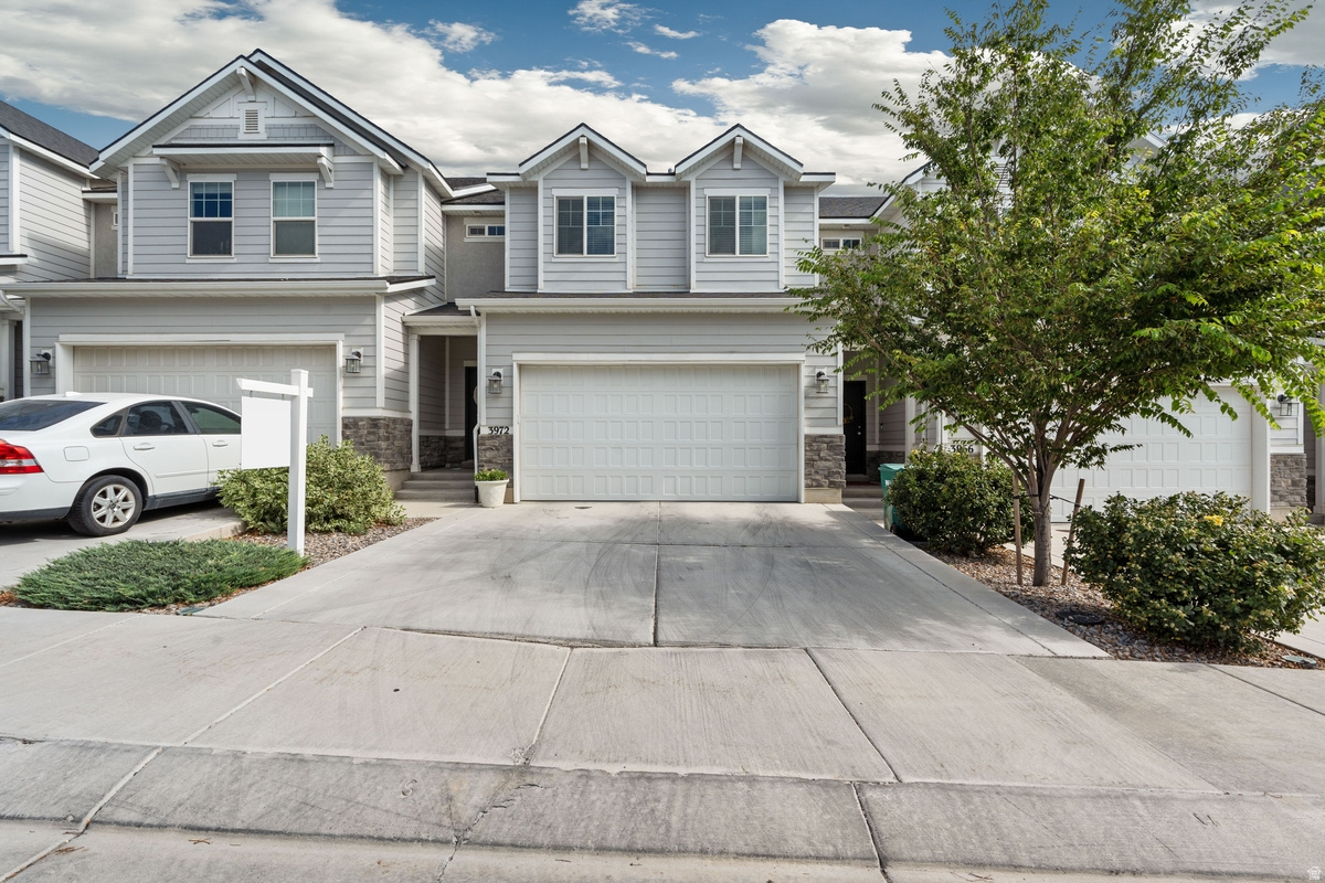 HARMONY TOWNHOMES - Residential