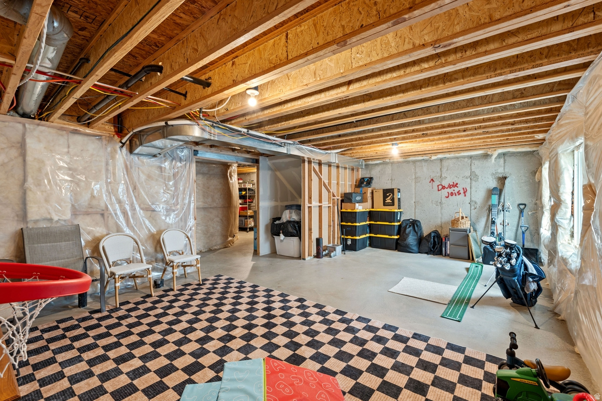 HARMONY TOWNHOMES - Residential