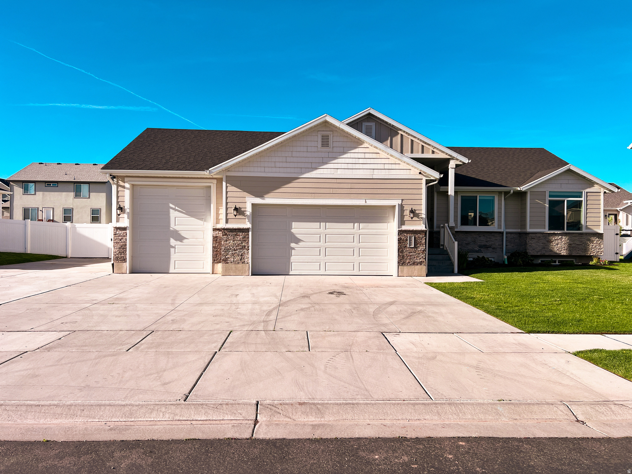 UPPER DAYSPRING SUBD - Residential