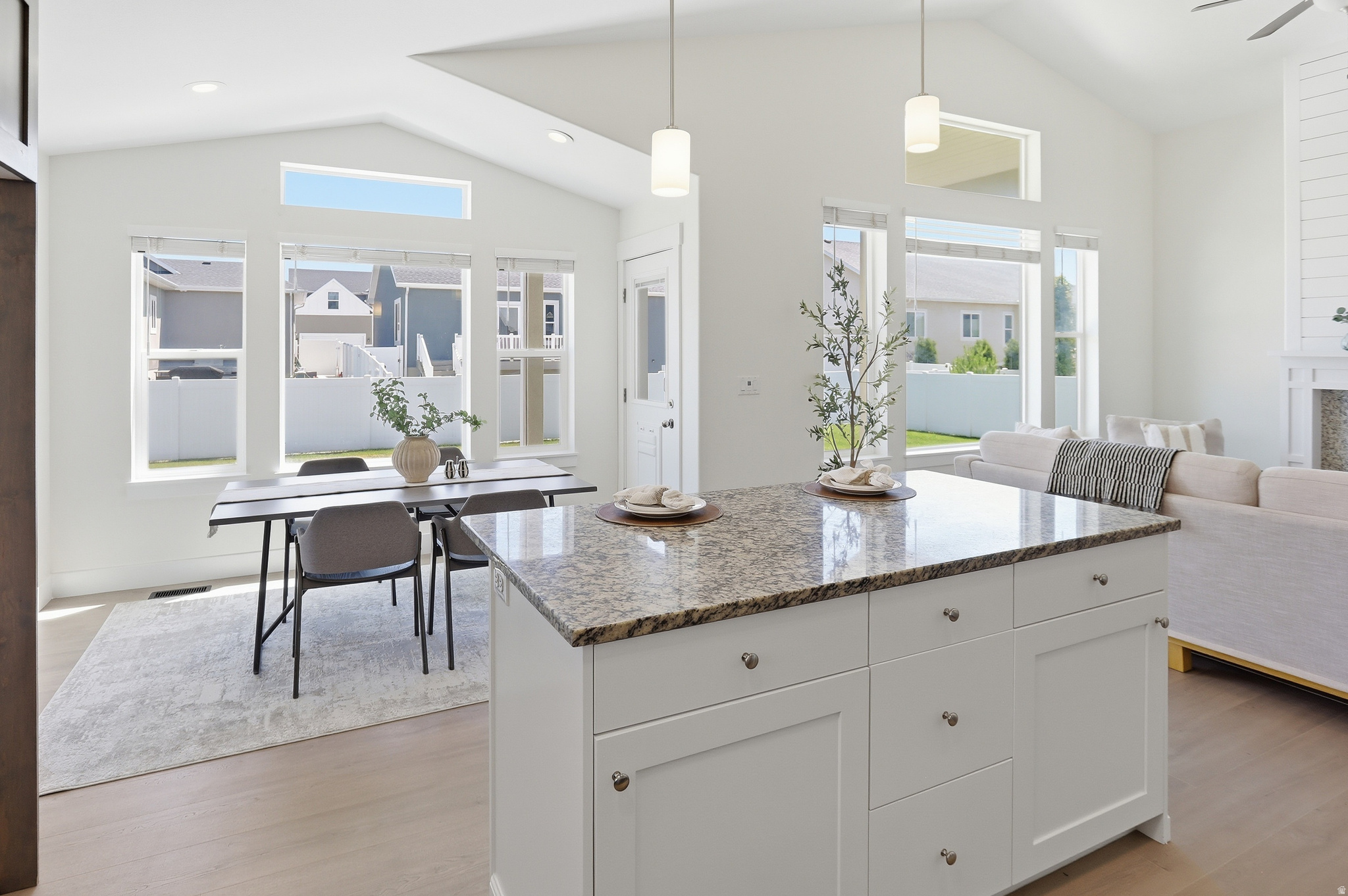UPPER DAYSPRING SUBD - Residential