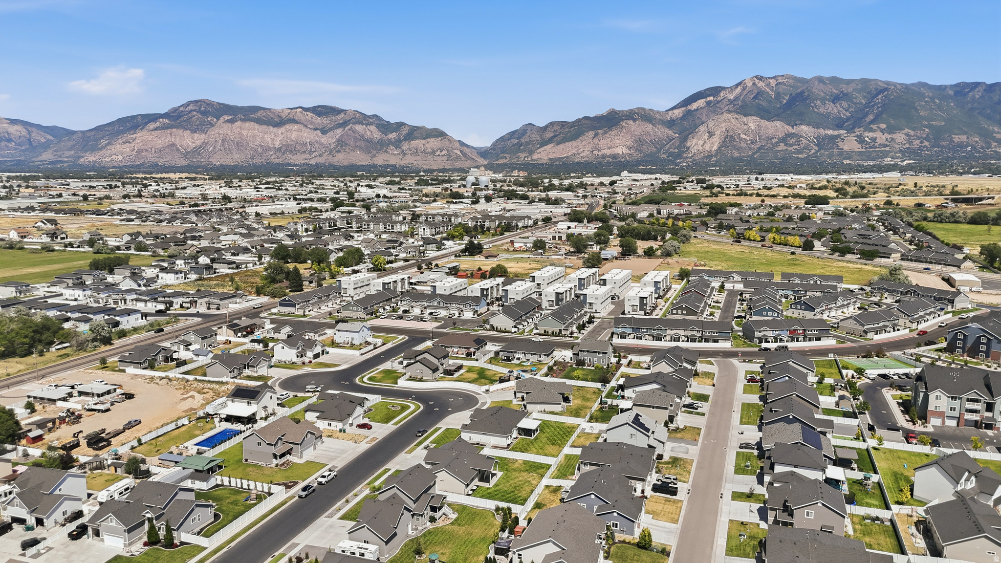 UPPER DAYSPRING SUBD - Residential