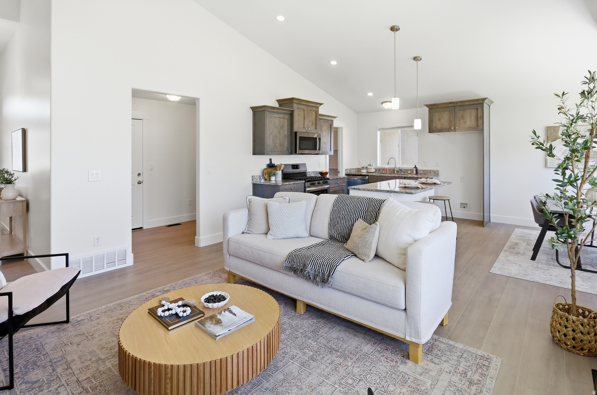 UPPER DAYSPRING SUBD - Residential