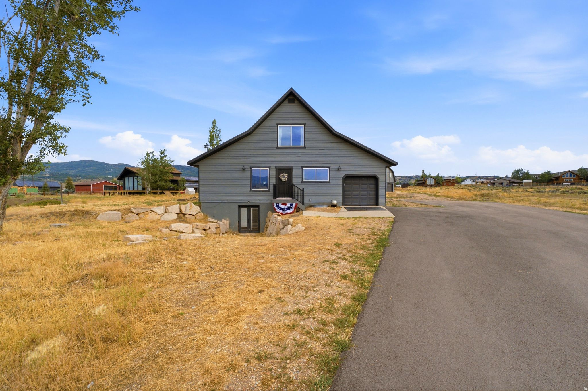 SILVER CREEK ESTATES - Residential