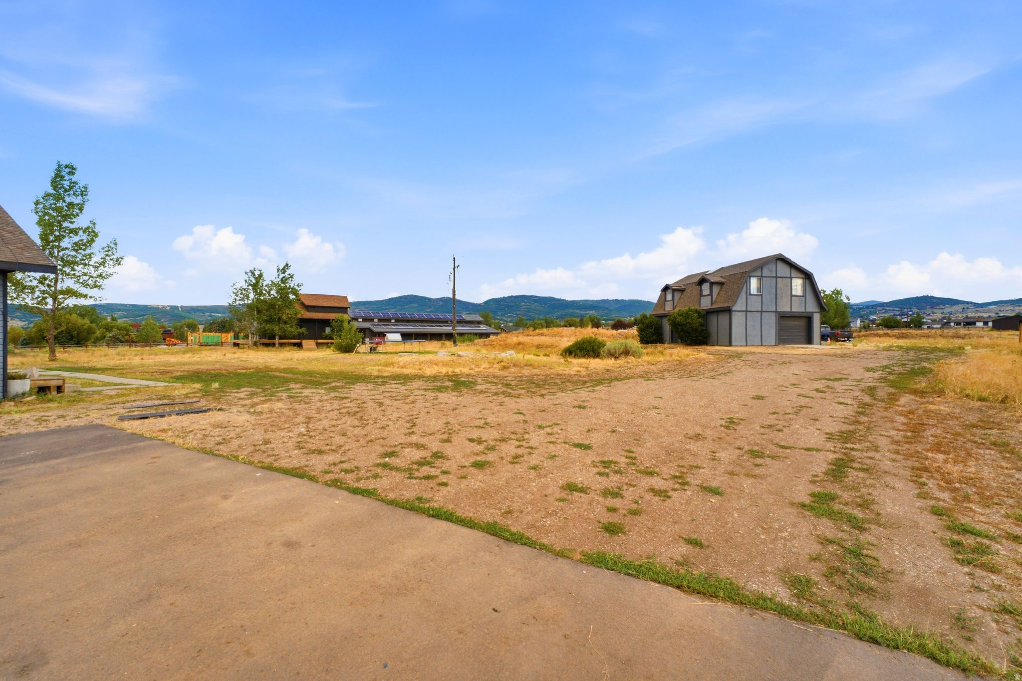 SILVER CREEK ESTATES - Residential