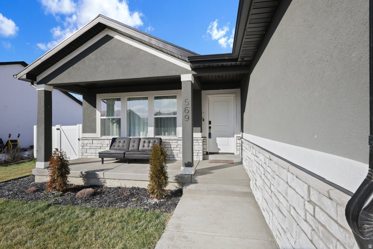 FOX MEADOWS - Residential