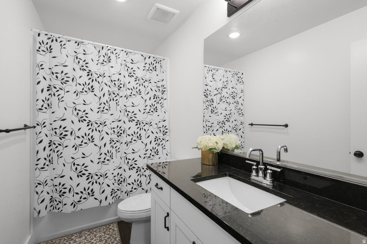 FOX MEADOWS - Residential