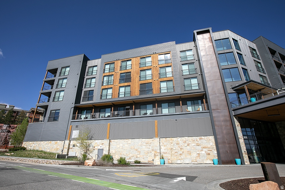 RC14-108 - Residential