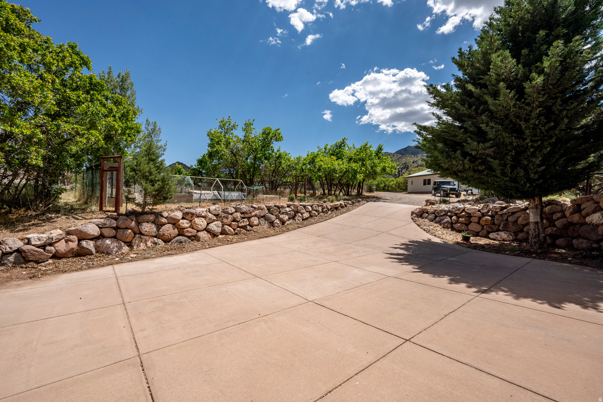 HARMONY HEIGHTS - Residential