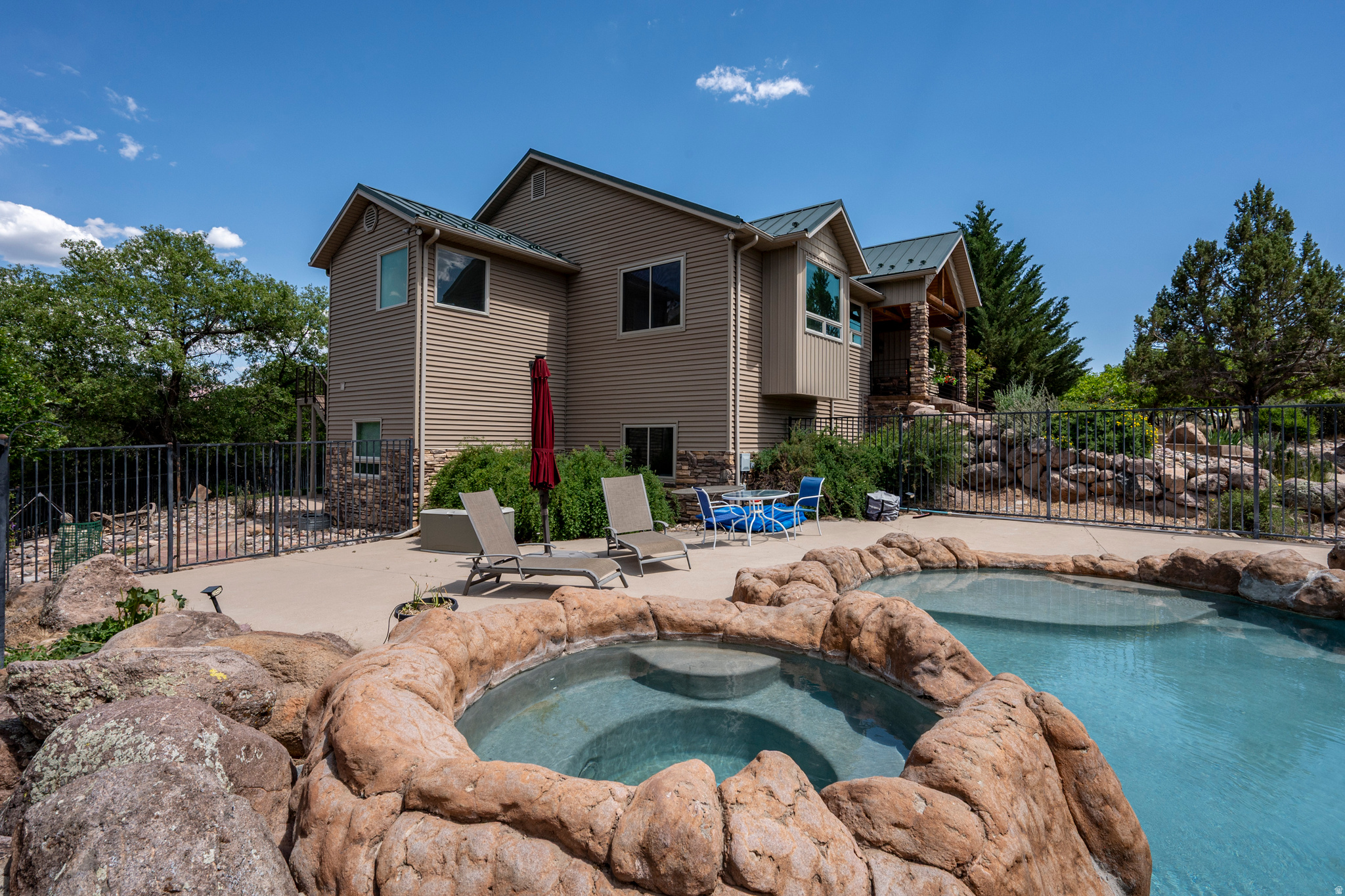 HARMONY HEIGHTS - Residential