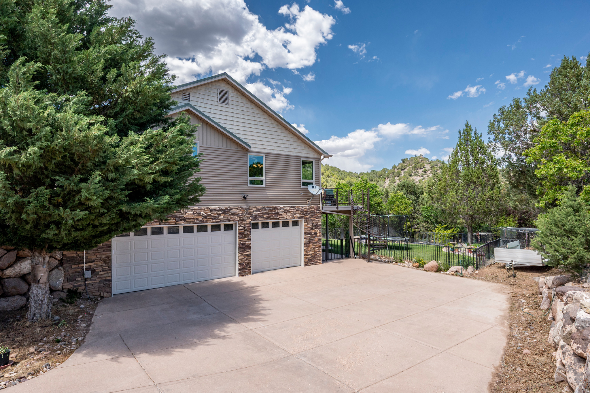 HARMONY HEIGHTS - Residential