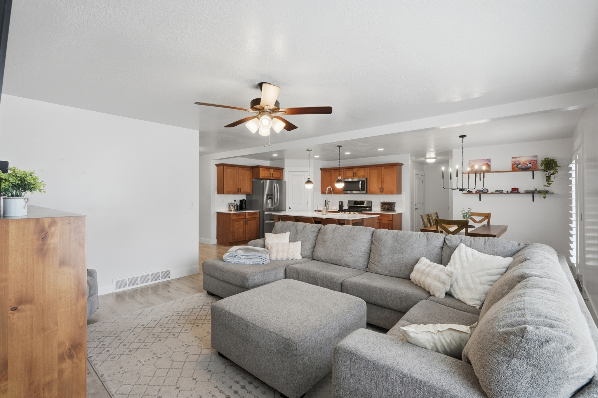 CREEK RIDGE - Residential