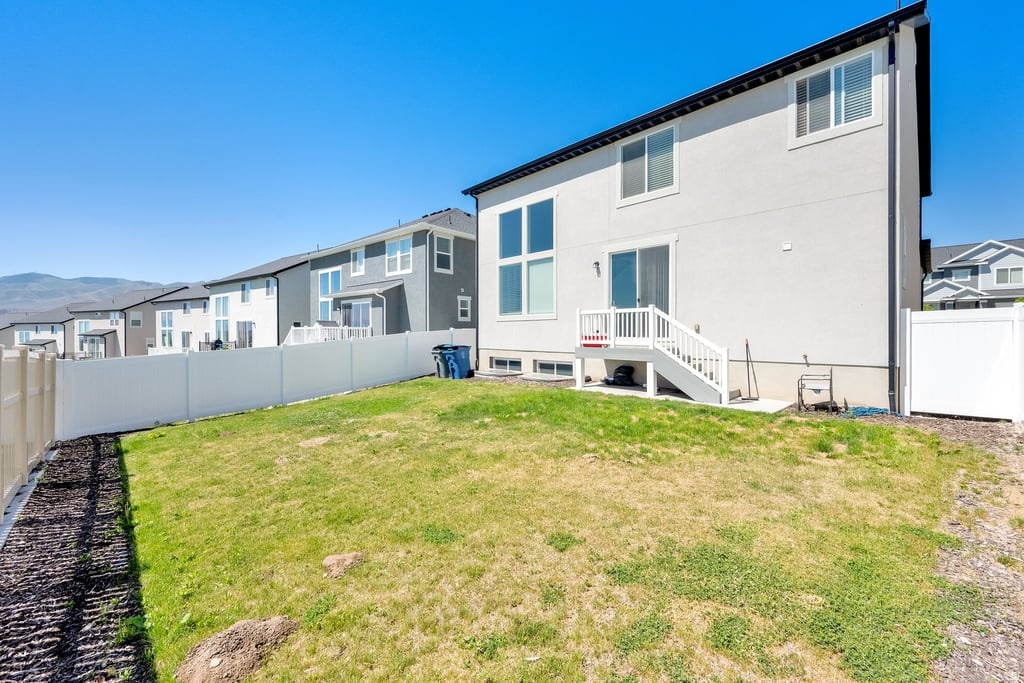 QUAILHILL AT MT SARA - Residential Lease