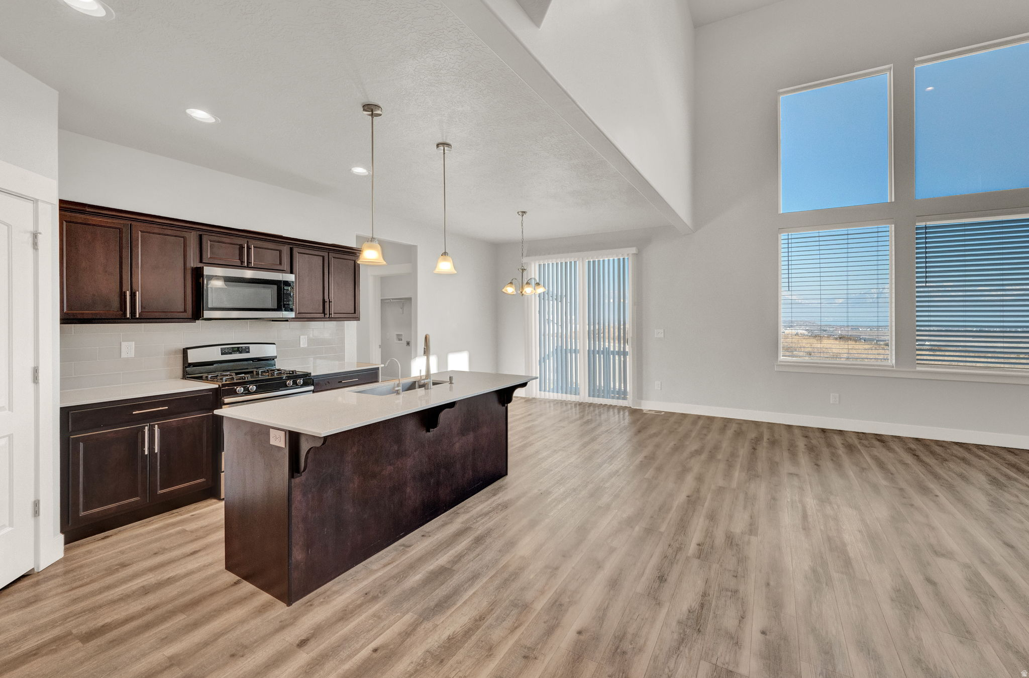 QUAILHILL AT MT SARA - Residential Lease