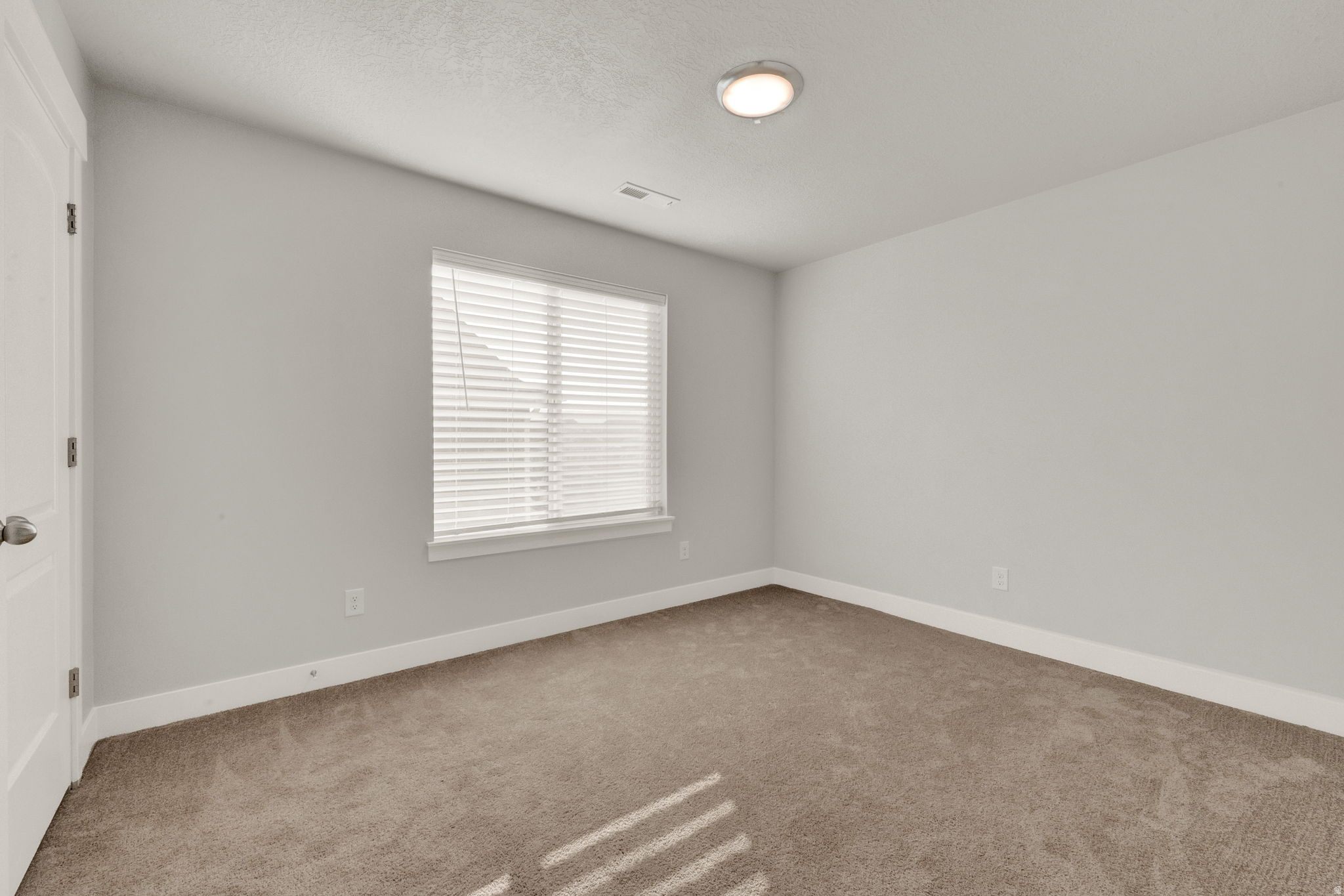 QUAILHILL AT MT SARA - Residential Lease