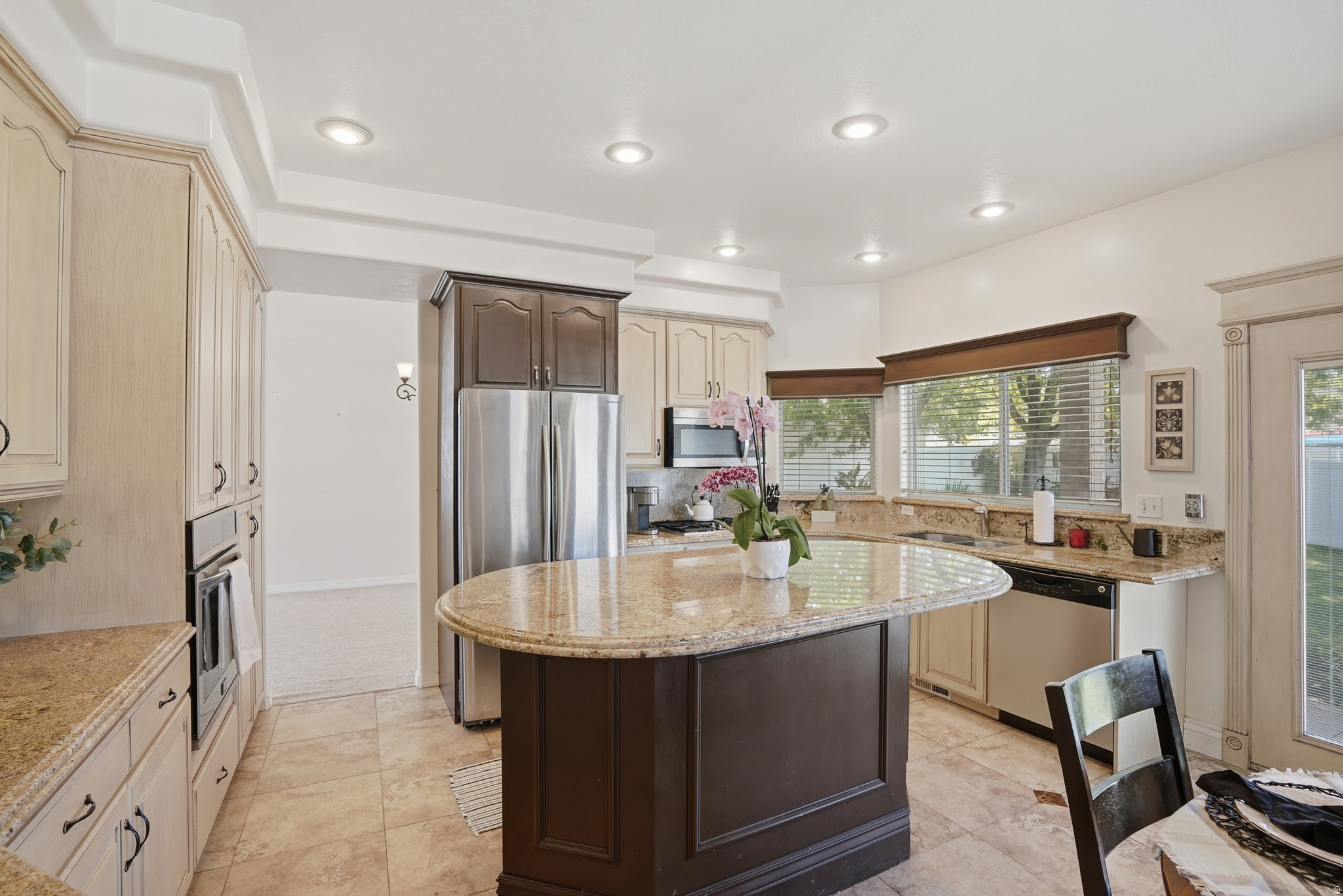 BISHOP ESTATES - Residential