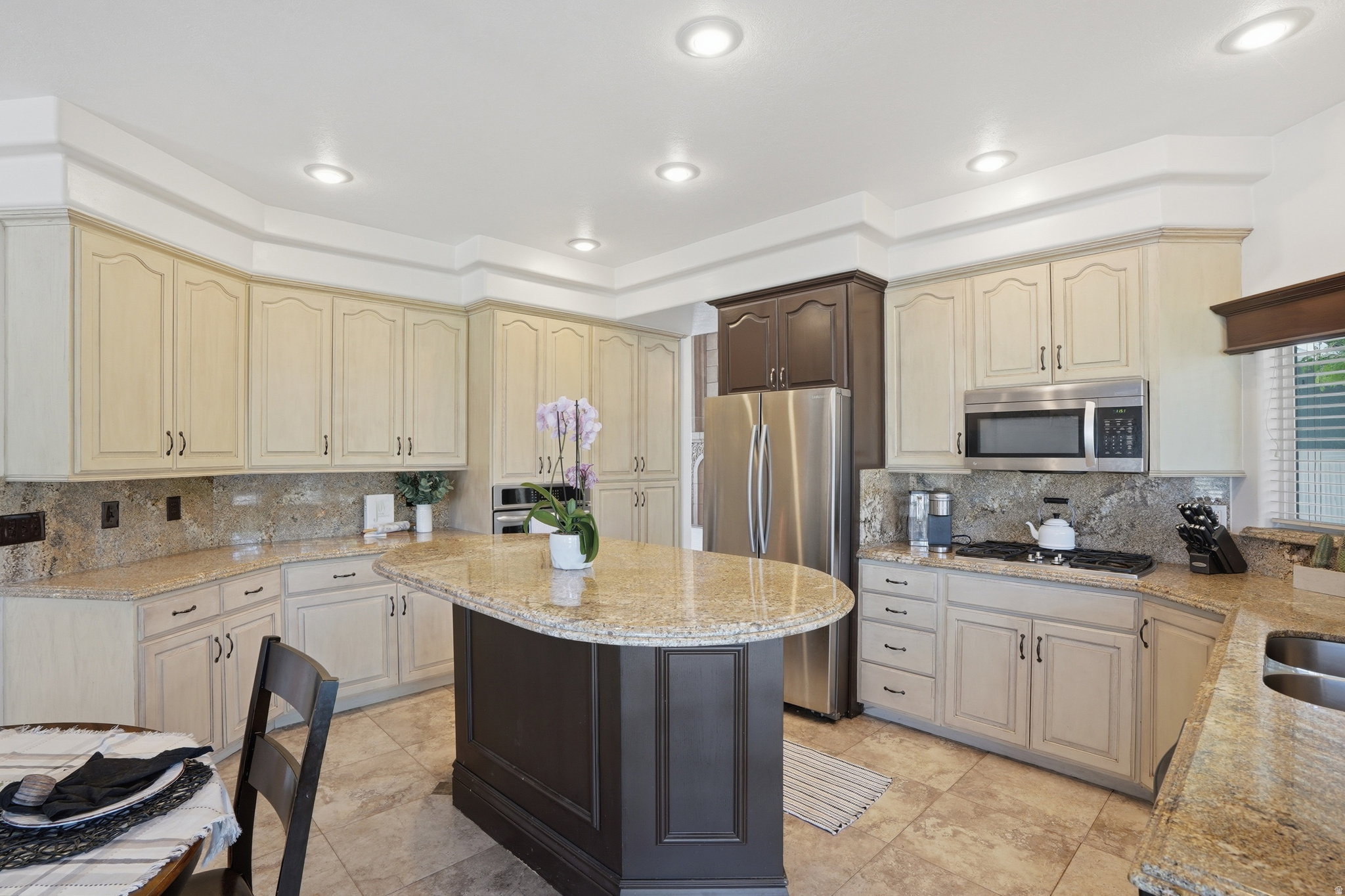BISHOP ESTATES - Residential
