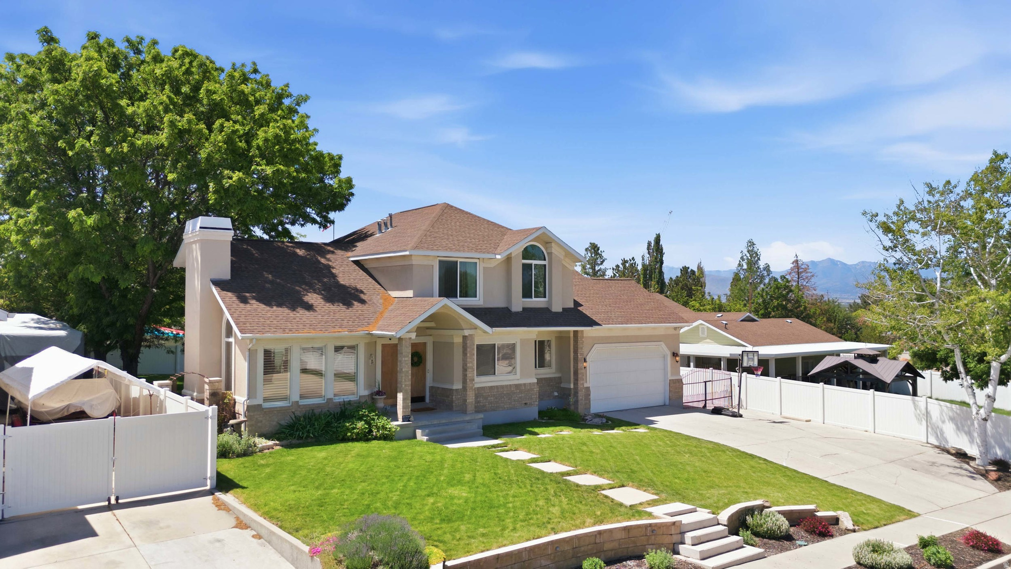 BISHOP ESTATES - Residential