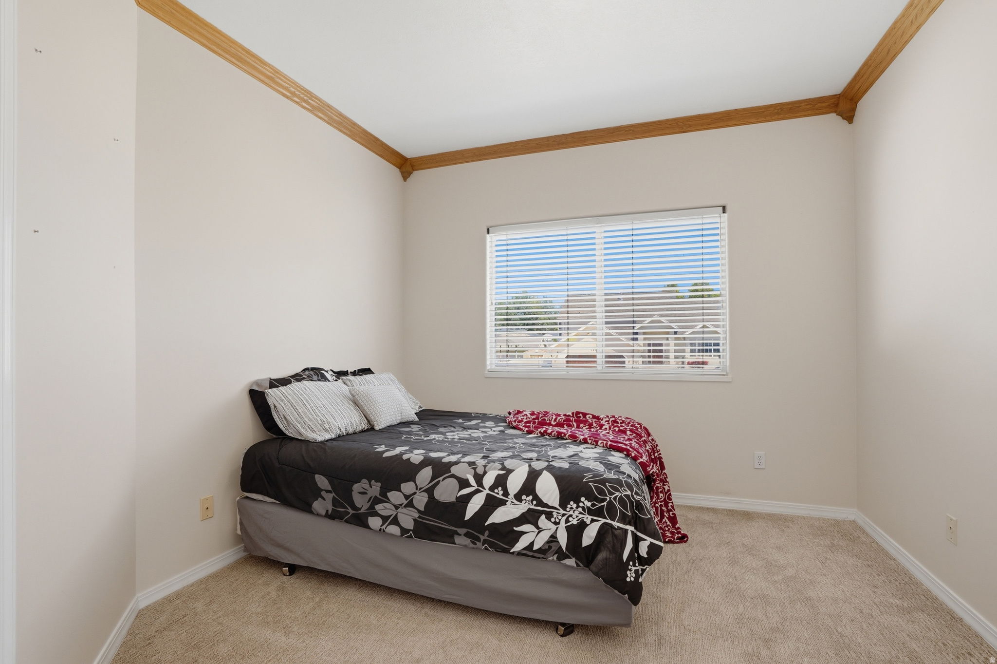 BISHOP ESTATES - Residential