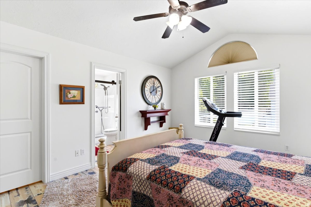 QUINN COURT - Residential
