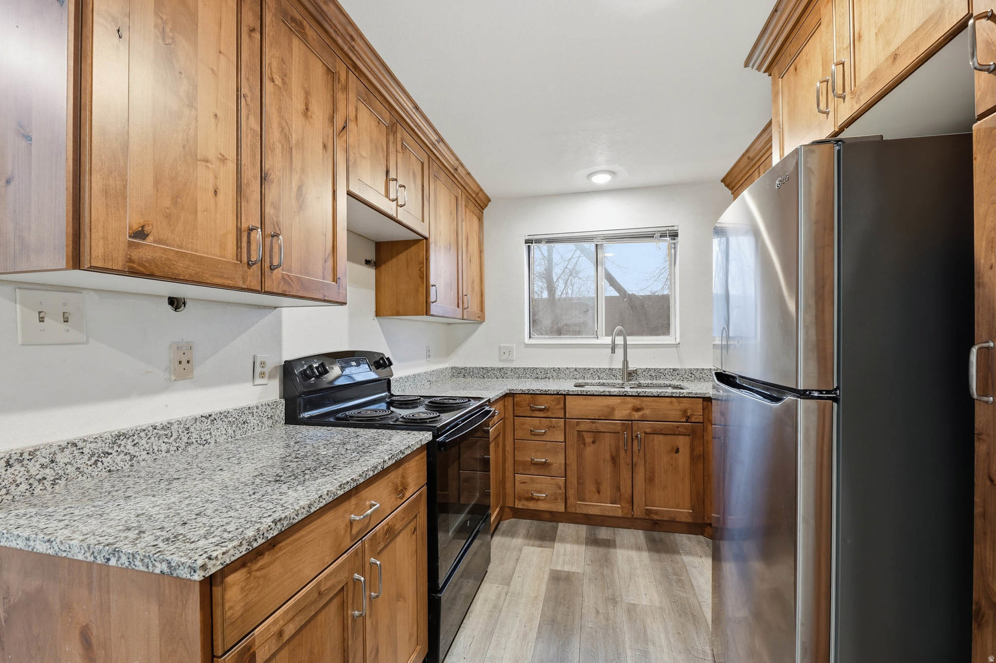 WEDGEWOOD WILLOWS - Residential