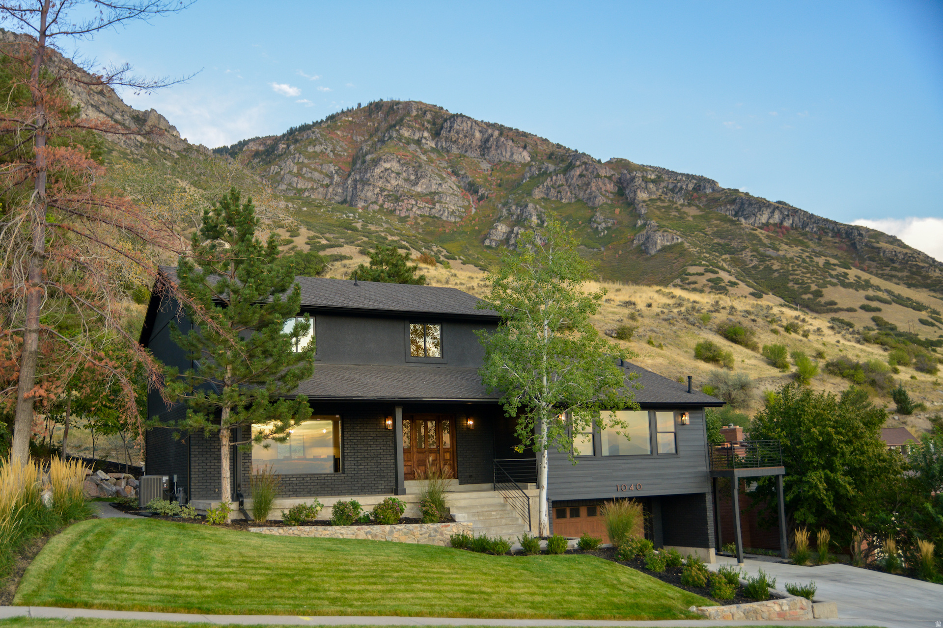 OAK CLIFF - Residential