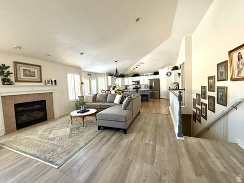 IVORY HIGHLANDS - Residential