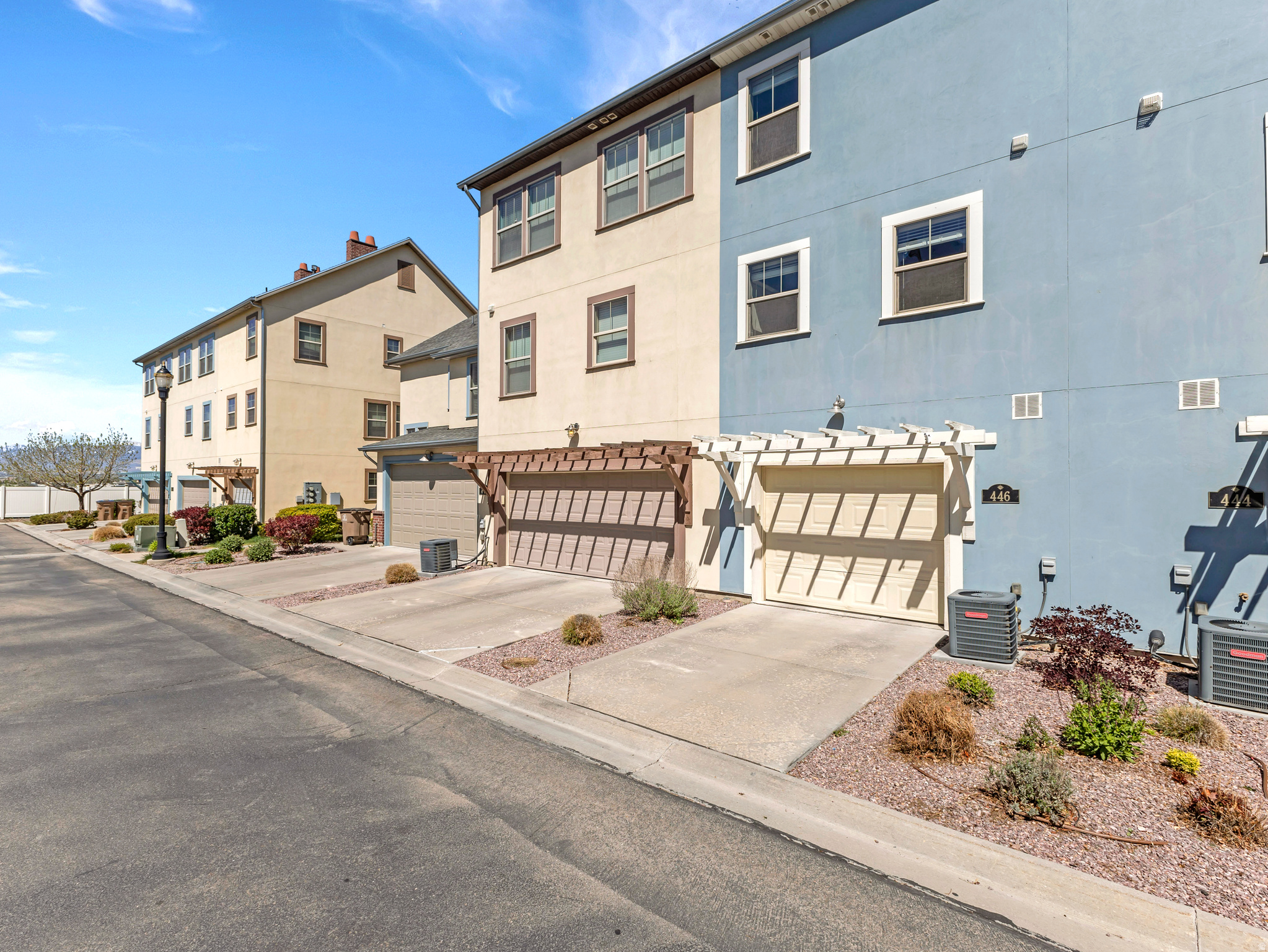 SUNFLOWER CROSSING - Residential