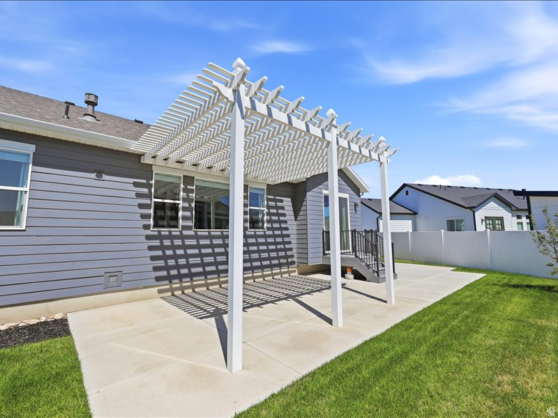 BROOKSIDE - Residential