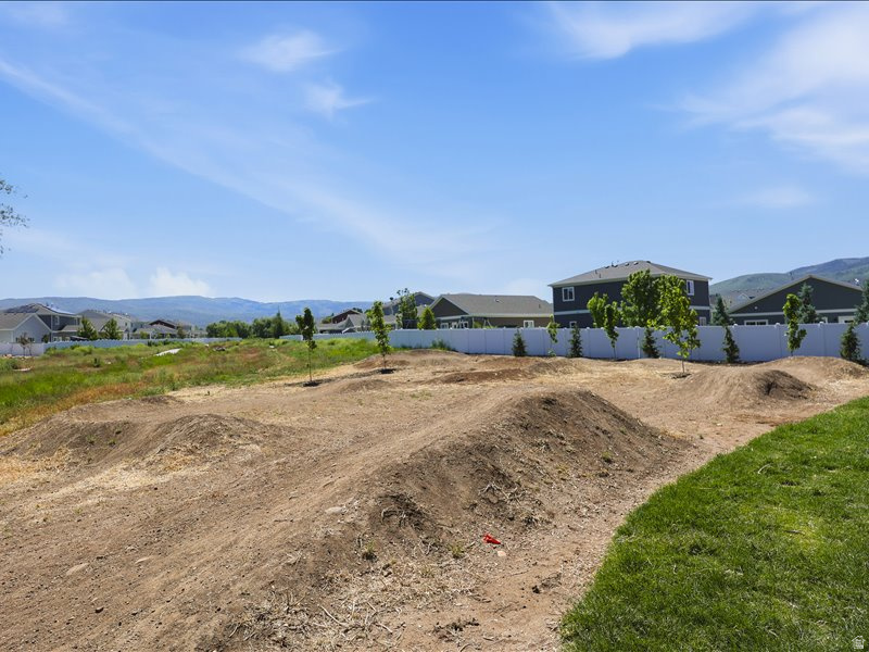 BROOKSIDE - Residential