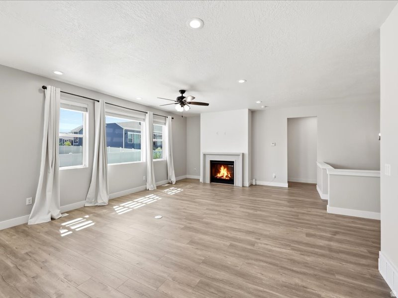 BROOKSIDE - Residential