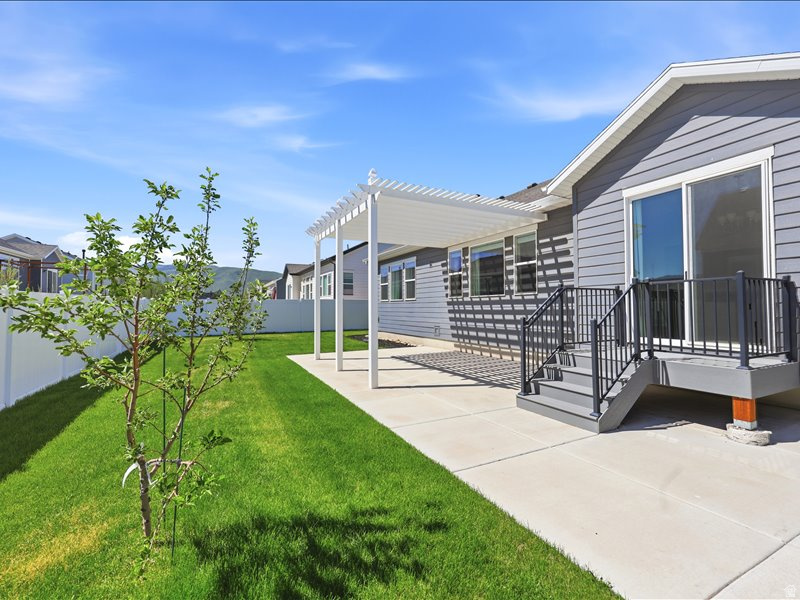 BROOKSIDE - Residential