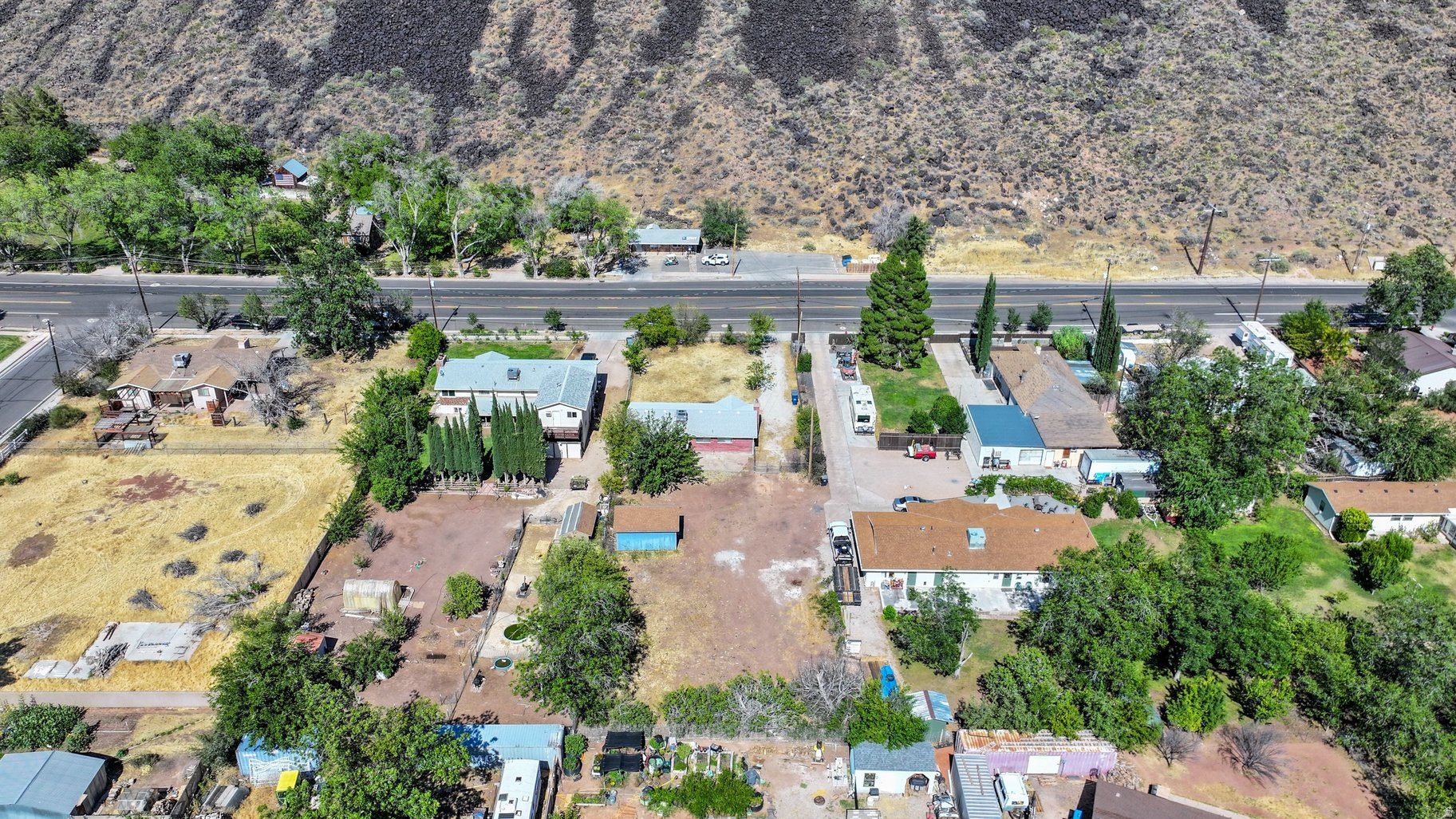 TOQUERVILLE TOWNSITE SRVY - Residential