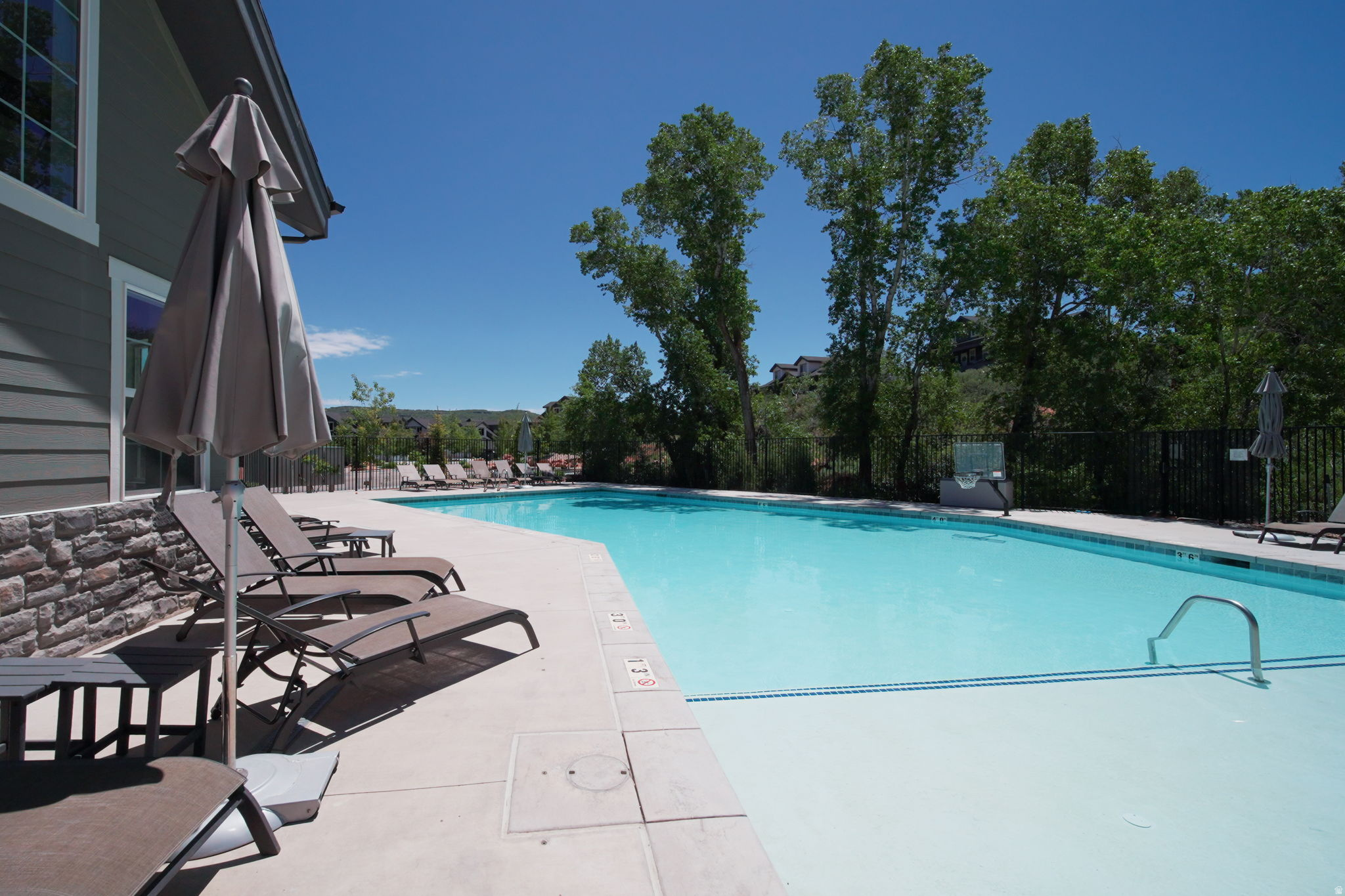 QUARRY SPRINGS - Residential