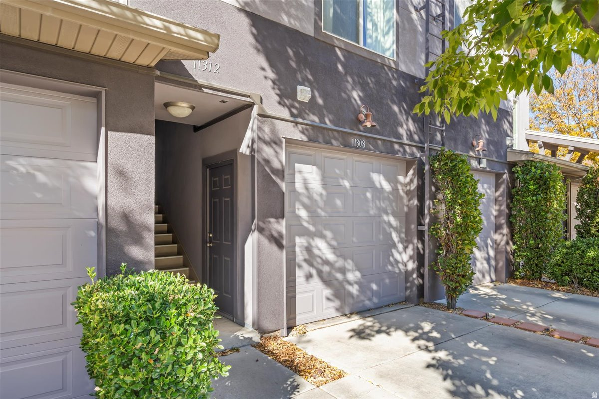 SUMMERLANE - Residential