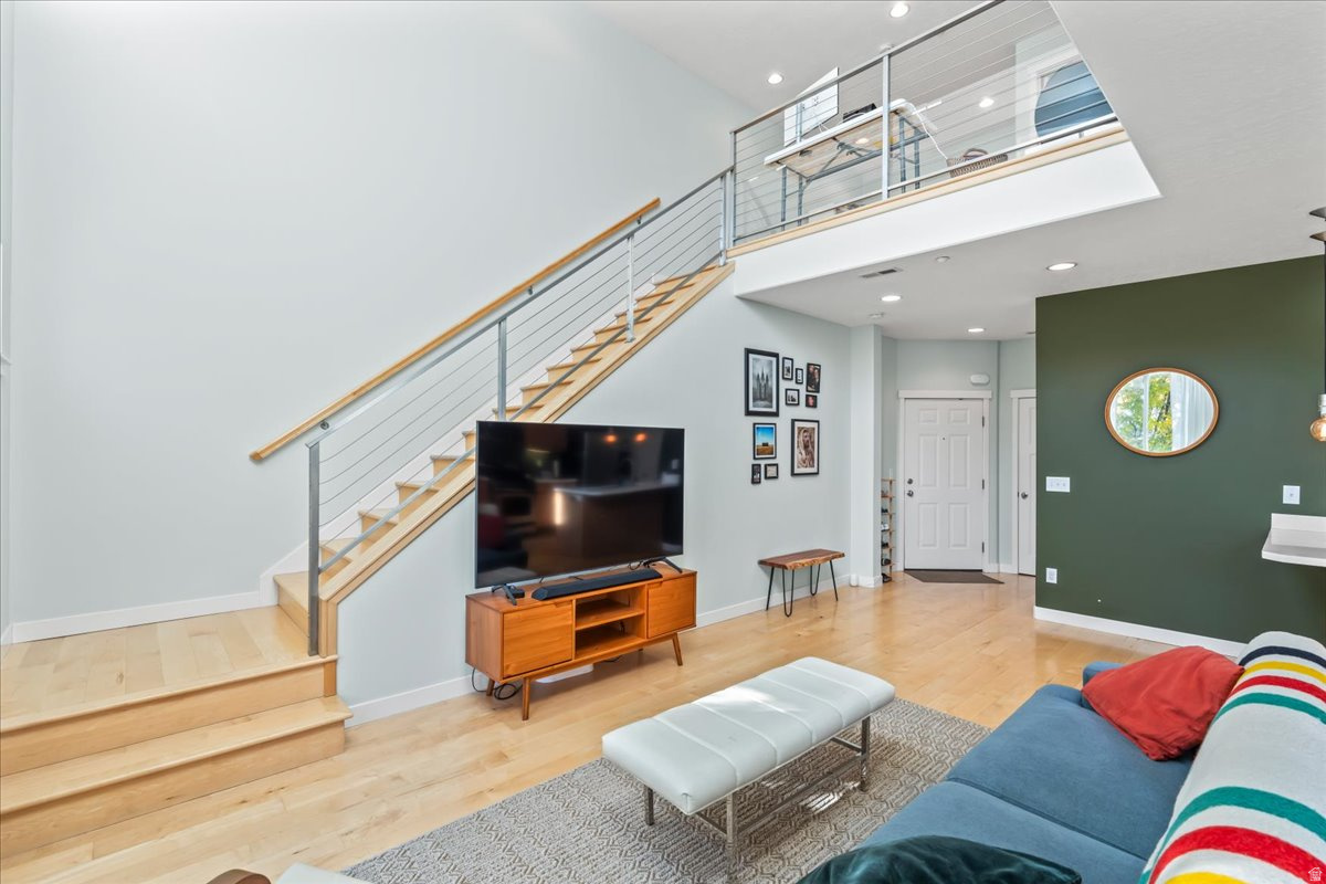 SUMMERLANE - Residential
