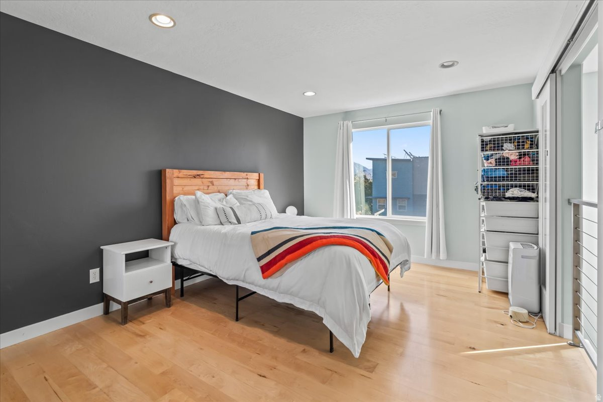 SUMMERLANE - Residential
