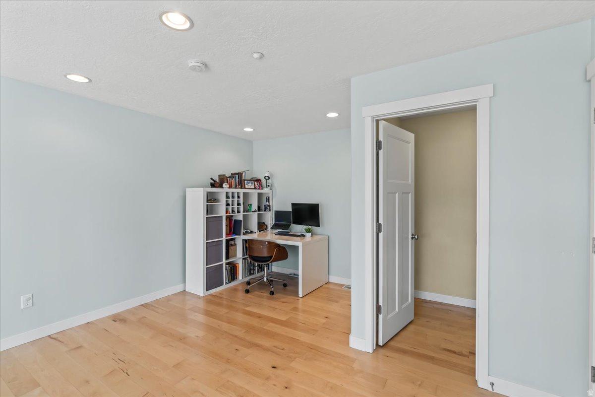 SUMMERLANE - Residential