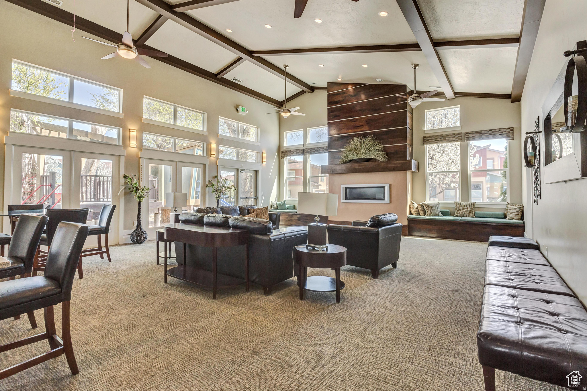 SUMMERLANE - Residential