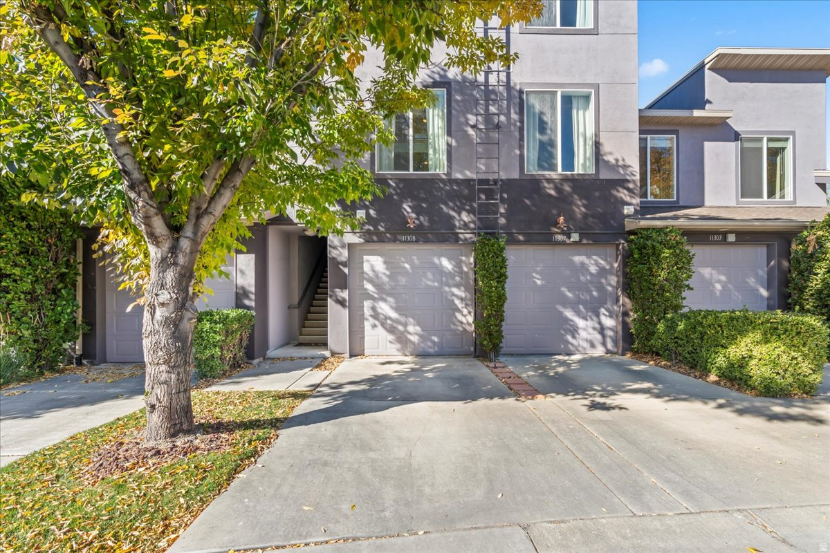 SUMMERLANE - Residential