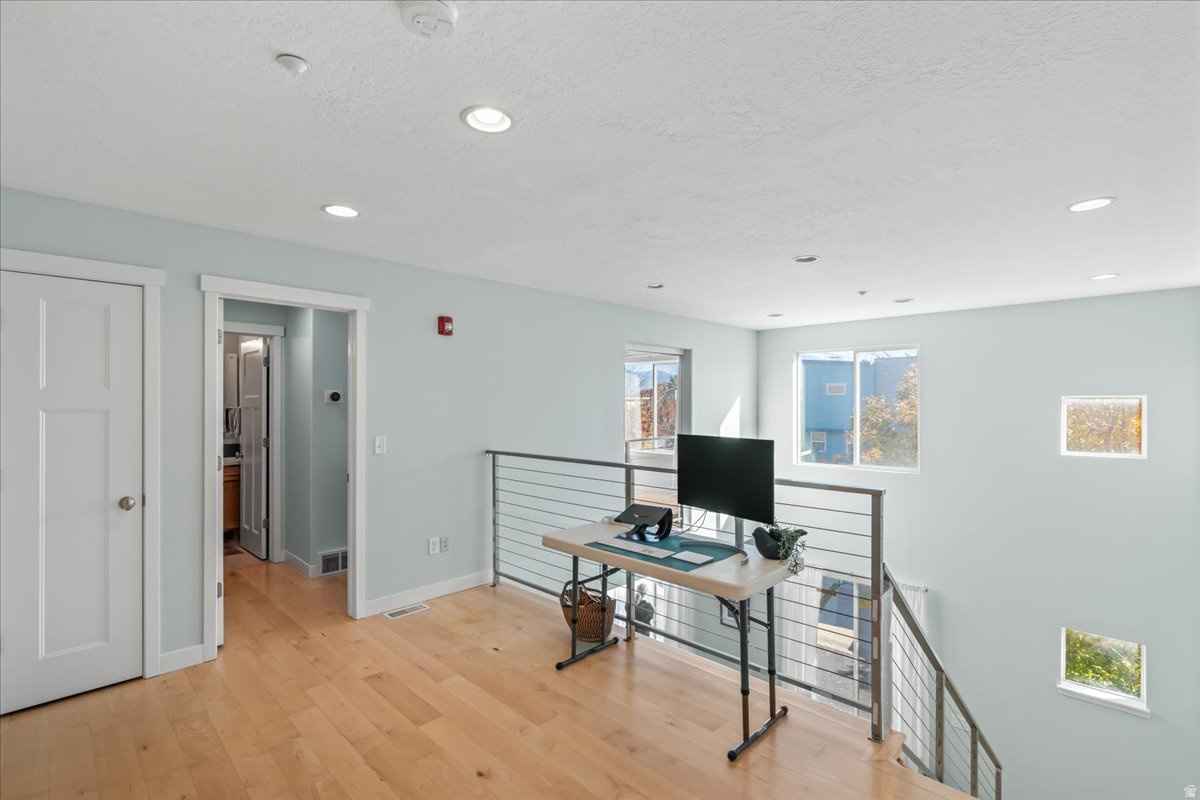 SUMMERLANE - Residential