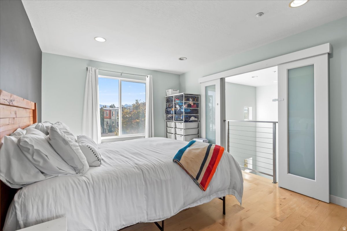 SUMMERLANE - Residential