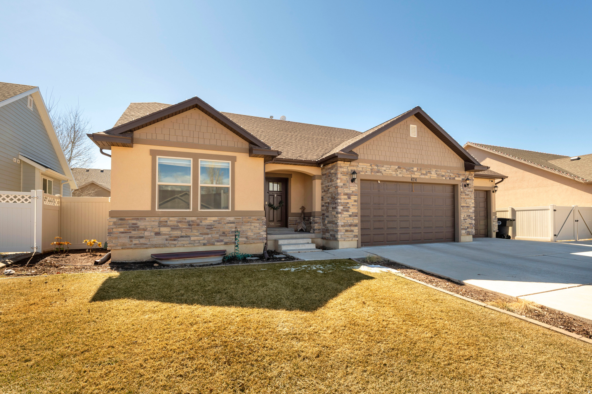 HARVEST FIELDS - Residential