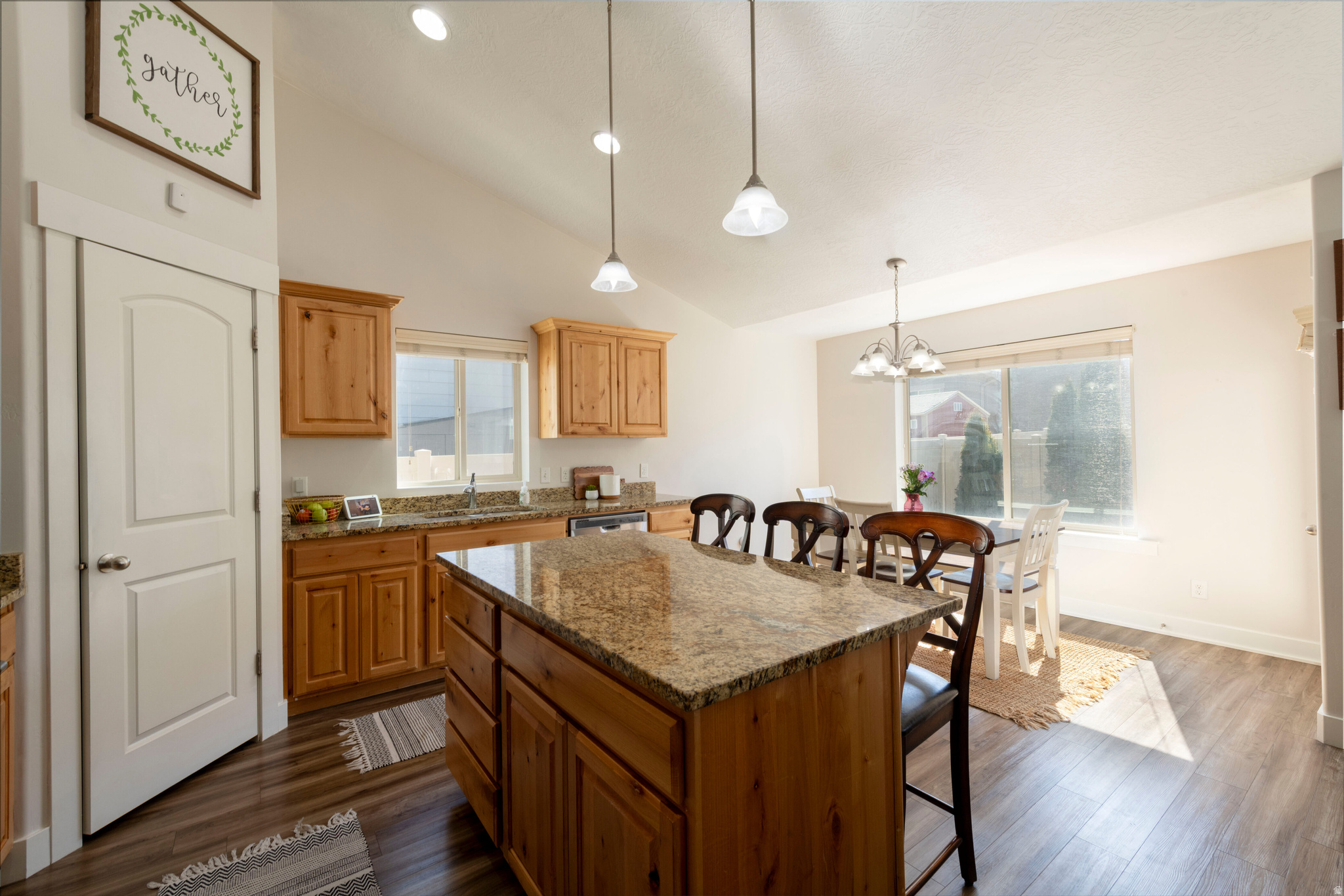HARVEST FIELDS - Residential