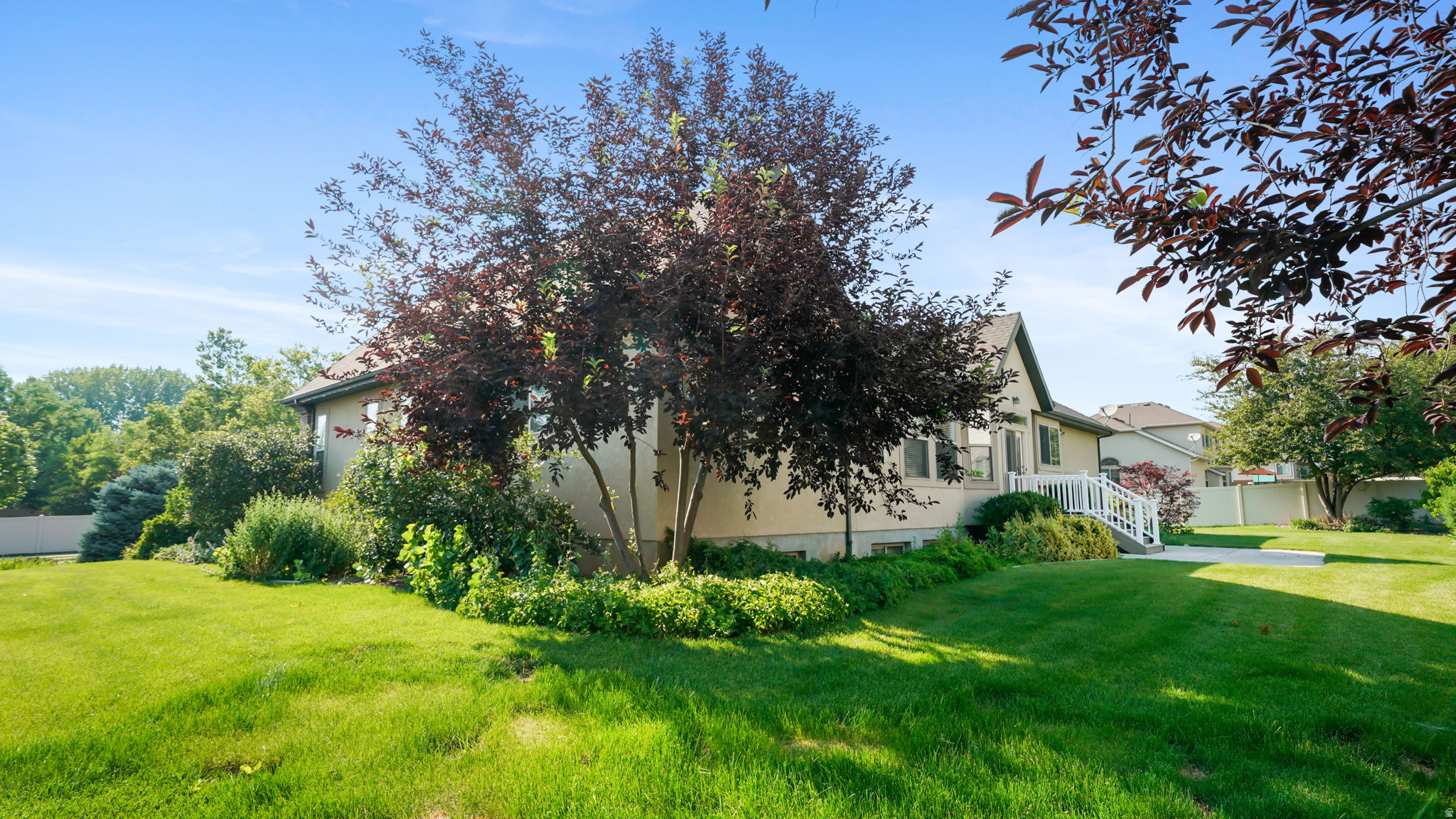 HUNTERS GROVE - Residential