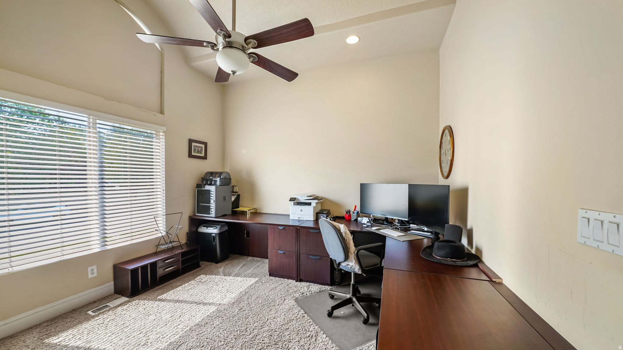 HUNTERS GROVE - Residential