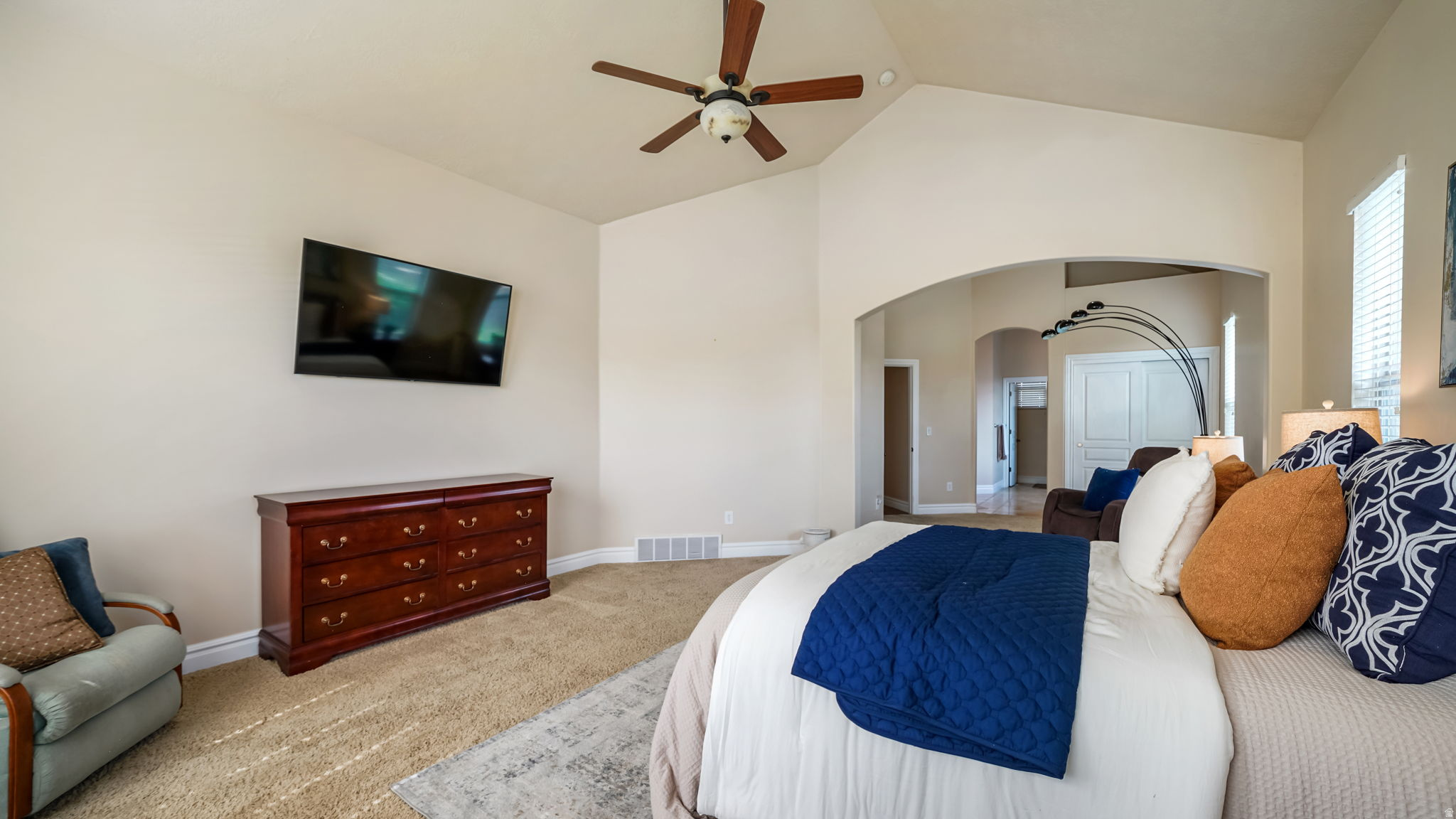 HUNTERS GROVE - Residential