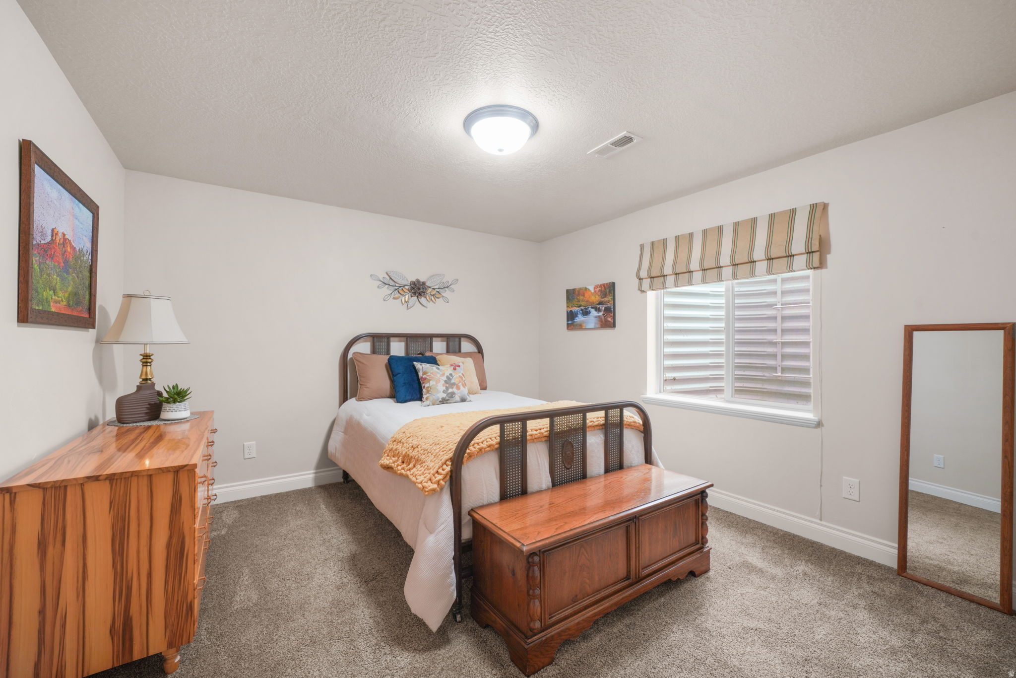 LINDON MEADOWS - Residential
