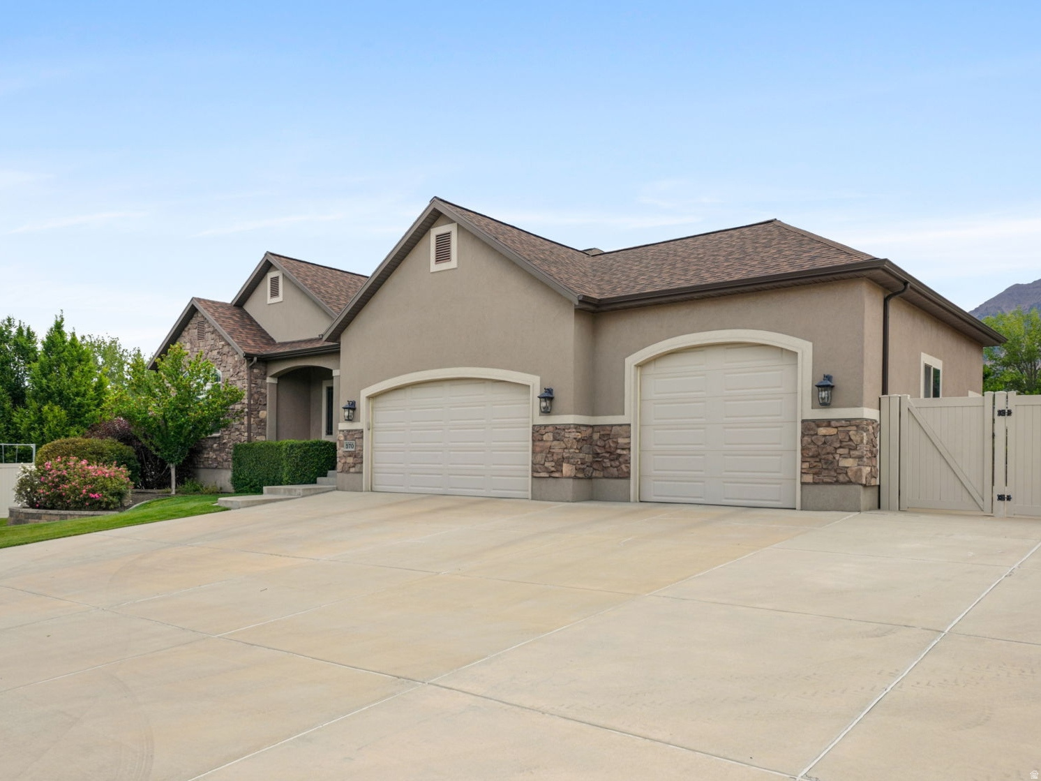 LINDON MEADOWS - Residential