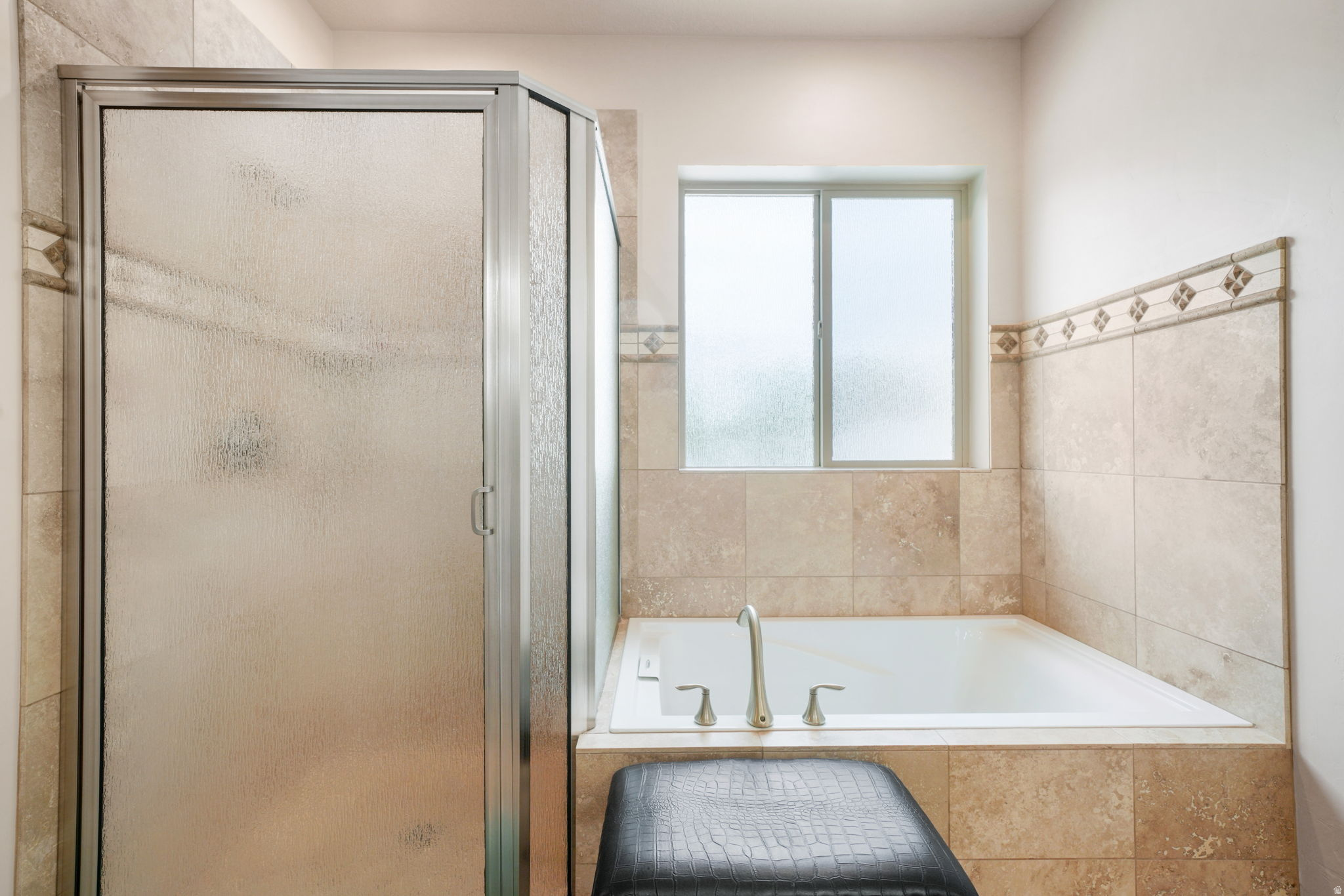LINDON MEADOWS - Residential